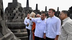 Minister Of Culture Accompanied President Prabowo To Welcome Macron To Borobudur Temple