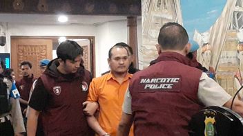 Un fugitif thaïlandais Chaowalit expulsé par le terminal 1 de l'aéroport de Soetta