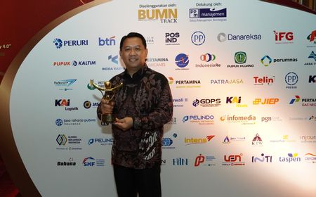 Dirut Pupuk Kaltim Raih Penghargaan Best CEO Visionary Leadership