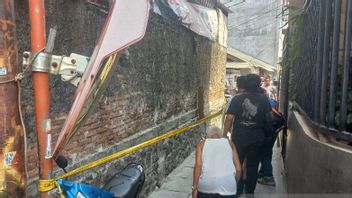 警察はSMPN 132 Cengkareng学生の死を明らかにし、喫煙したいという理由で4階から落ちた
