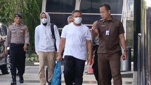 Usai Terjaring OTT, Gubernur Riau Abdul Wahid Langsung Jalani Pemeriksaan di Kantor KPK