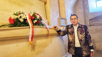 وزير الثقافة يتعلم من بانثيون، متحف إندونيسيا مدفوع ليس فقط لحفظ الأشياء