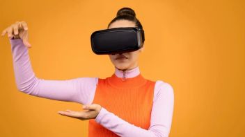 La réalité virtuelle arrive pour amener la Omniprésence au jour de l'Aïd al-Fitr