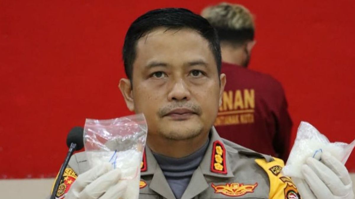 携带1公斤Sabu，坤甸的毒贩被警方逮捕