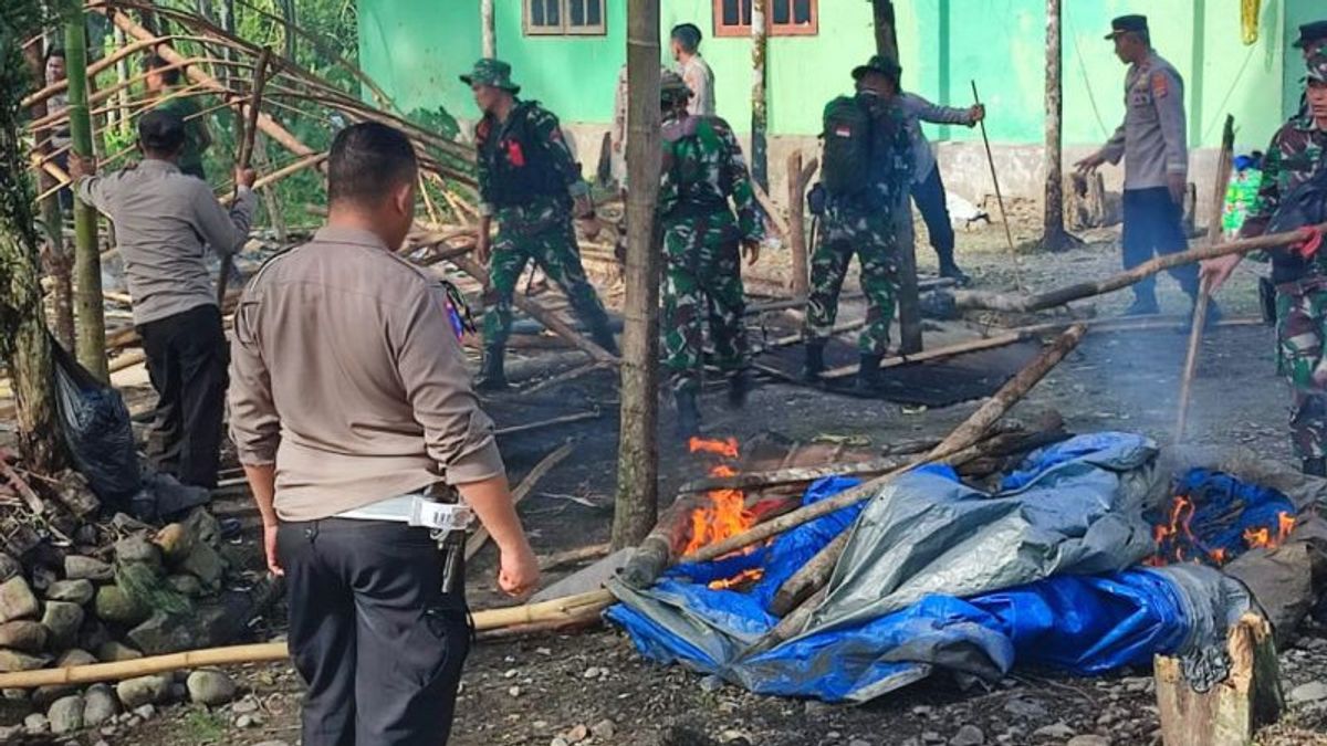 Aparat Razia Sajam dan Tenda Berisi 2 Kelompok Warga Bentrok di Kwamki Narama Papua Tengah