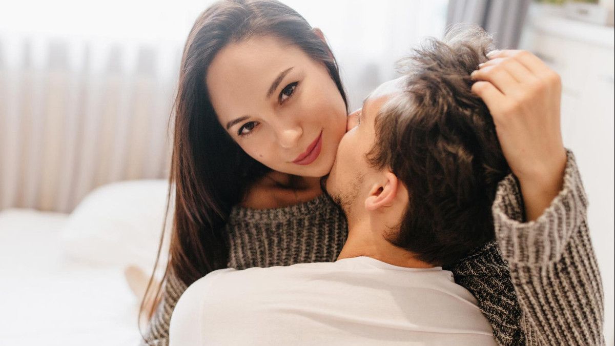 Can't Be Selfish, Here Are 8 Tips To Help Sex Be More Comfortable