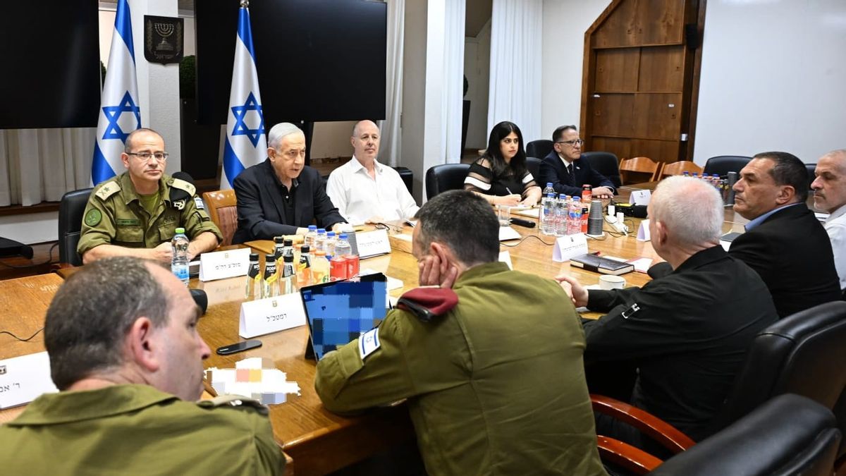 Israeli Cabinet Gives PM Netanyahu And Defense Minister Gallant Authority To Respond To Attacks In Golan