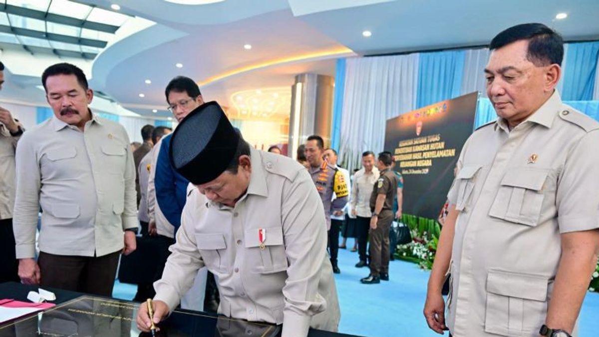 Prabowo Tulis Pesan di Kejaksaan Agung: Jadilah jaksa Berani dan Jujur