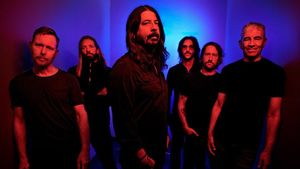 Anggota Tim Terpapar COVID-19, Foo Fighters Batalkan Konser Skala Besar di Los Angeles