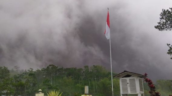 10 Villages On The Slope Of Mount Merapi Magelang Affected By Ash Rain