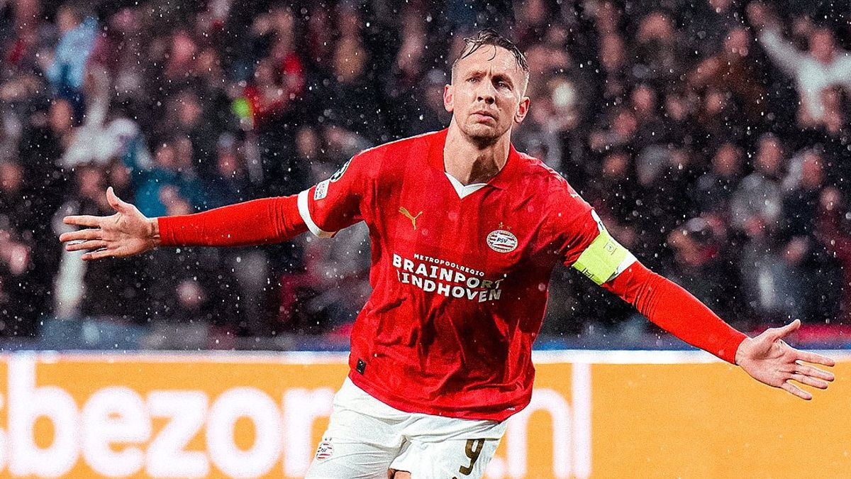 Luuk De Jong Scores Goal, PSV Eindhoven Wins 1-0 Over Racing Lens In Champions League