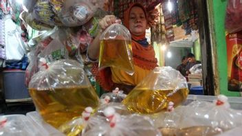 DPRD Reminds DKI Provincial Government That Cooking Oil Is Rare Ahead Of Eid Al-Fitr