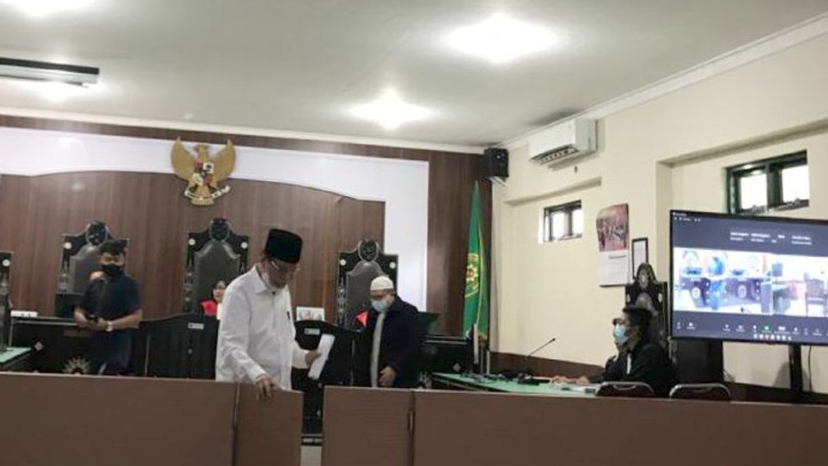Ustaz Mizan Terdakwa Ujaran Kebencian Makam Keramat Lombok Divonis 6 Bulan Penjara