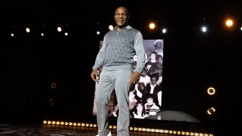 Mike Tyson a divulgué le temps et l’endroit où il se bat contre Floyd Mayweather