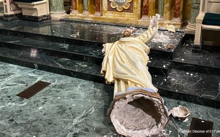 Vandalisme, Patung Yesus Dirusak di Katedral