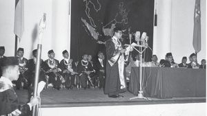 Presiden Soekarno Dianugerahi Gelar Doktor Honoris Causa dari IAIN Syarif Hidayatullah Jakarta dalam Sejarah Hari Ini, 2 Desember 1964