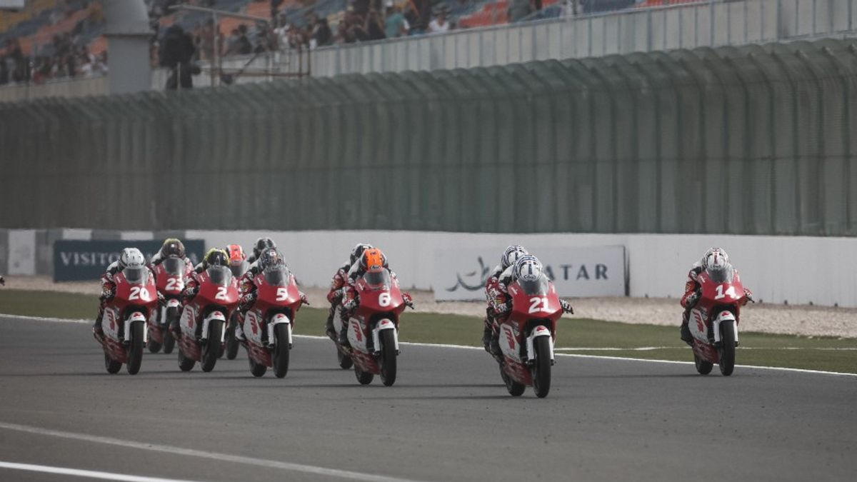 Almost Falling, Indonesian Racers Ride The Podium Of The Asia Talent Cup At The Losail Circuit
