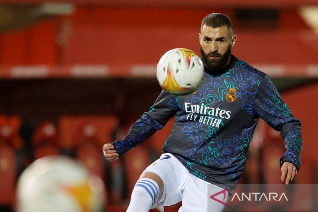 Karim Benzema Injured Thigh, Possible Absence From El Clasico Real Madrid Vs  Barcelona