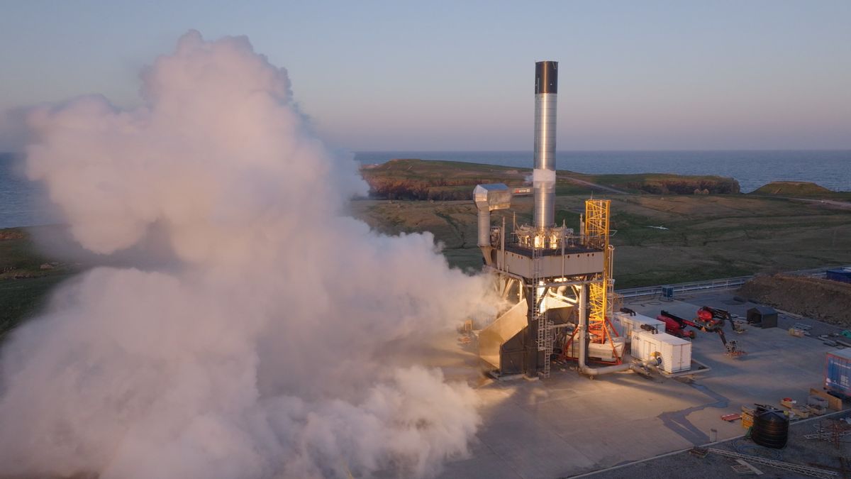 La première phase d’un projet de roquette allemand explose lors d’un test