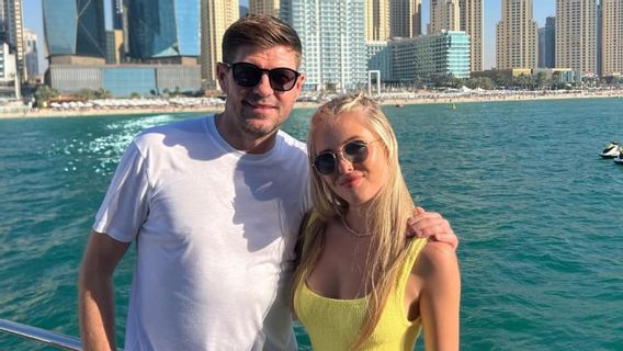 Steven Gerrard Bakal Jadi Kakek di Usia 44, Putrinya Lilly Umumkan Kehamilan