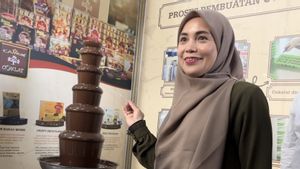 Atikoh Ingat Momen Ganjar Sering Beri Cokelat Saat Keliling Kampung Coklat di Blitar