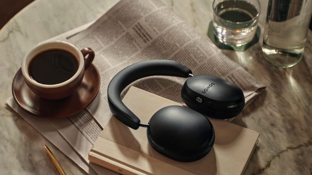 Headphone Premium Sonos Ace Resmi Diluncurkan