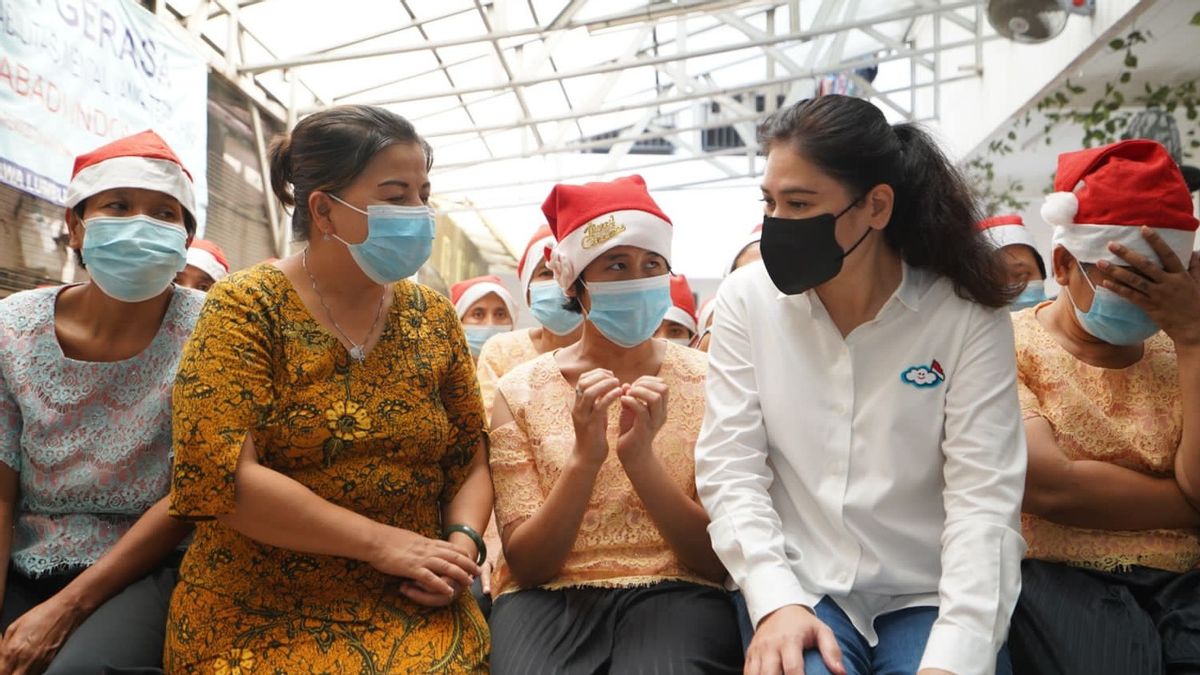 Srikandi BUMN dan FHCI Berbagi Keceriaan Natal di Yayasan Gerasa Bekasi