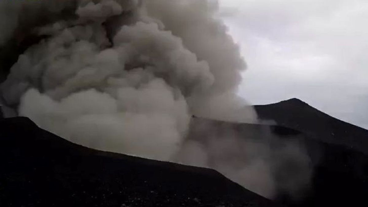 BMKG Deploys River Monitoring To Anticipate Cold Lava Floods Of Mount Marapi, West Sumatra