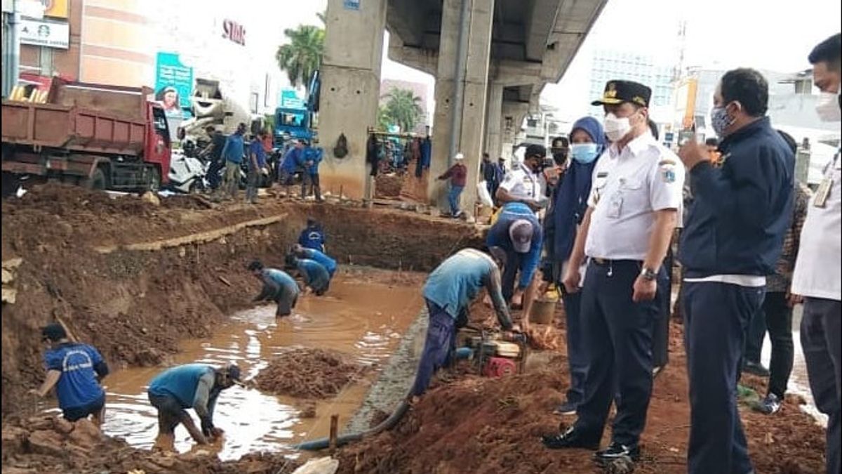  Pemprov DKI Buat Olakan Air untuk Tampung Genangan Cegah Banjir di Jalanan
