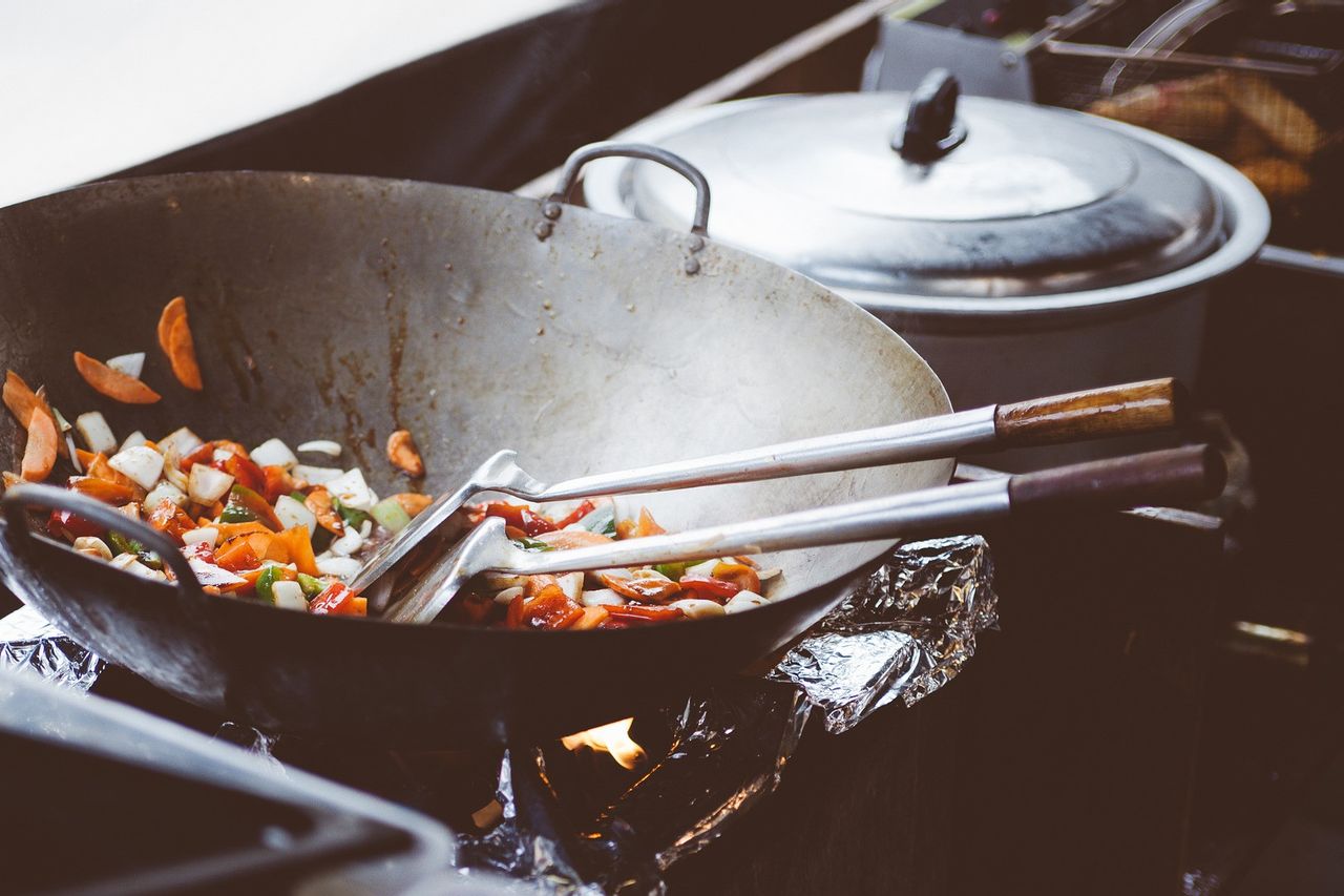 After Being Expelled By The KPK, This Former Employee Changed Professions To Become A Fried Rice Maker