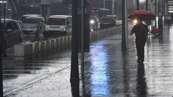 Beware Of Heavy Rain Accompanied By Lightning And Strong Winds In A Number Of Provinces