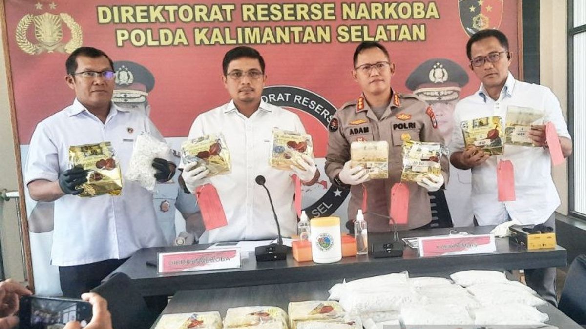 South Kalimantan Police Unload Cases Of Delivery Of Methamphetamine 20 Kg Of The Fredy Pratama Network, 5 Perpetrators Arrested