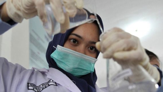 Buka-bukaan Bos Indofarma: 90 Persen Bahan Baku Farmasi Indonesia adalah Impor dari China dan India