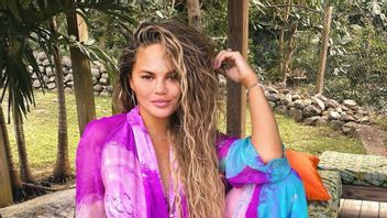 Chrissy Teigen Criticized The Indonesian Government Regarding The Downing Of The Sriwijaya Air SJ-182 Aircraft