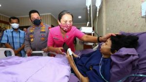 Bocah Perempuan Penderita Tumor yang Dijenguk Kapolri Sukses Jalani Operasi Amputasi