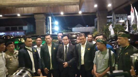 Menko Budi Gunawan dan Menko Yusril Hadiri Muktamar VI PBB di Bali