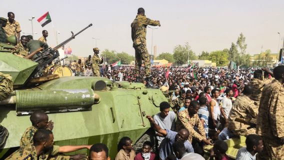 Prétexte Pour éviter La Guerre Civile, Le Commandant Des Forces Armées Soudanaises Affirme Qu’une Action Militaire Ne Signifie Pas Un Coup D’État