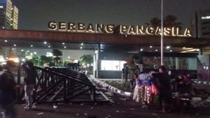 Polisi Pastikan Situasi Depan Gedung DPR Malam Ini Terkendali Aman