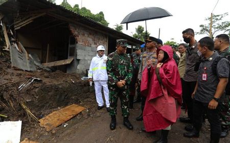 Mensos Ajak Korban Banjir Manado Bersedia Direlokasi