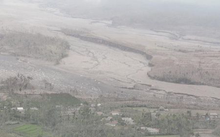 Begini Penampakan Lokasi Erupsi Gunung Semeru Dilihat dari Atas