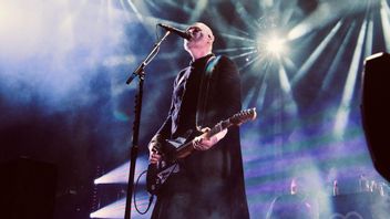 比利·科根(Billy Corgan)对摇滚音乐缺乏“创新”感到遗憾