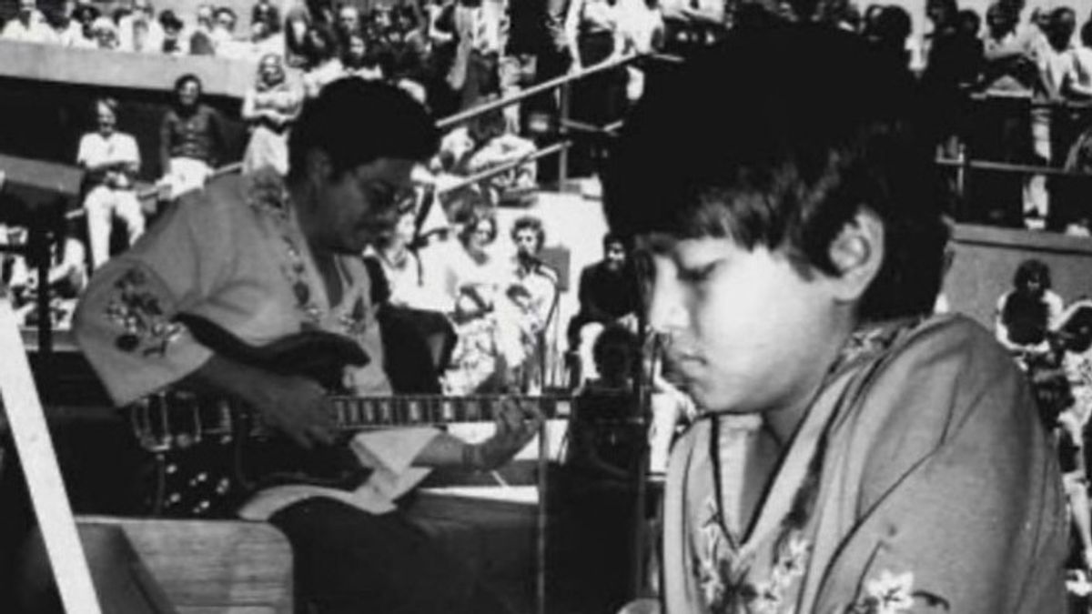 Indra Lesmana Remembers The Late Father On His Birthday