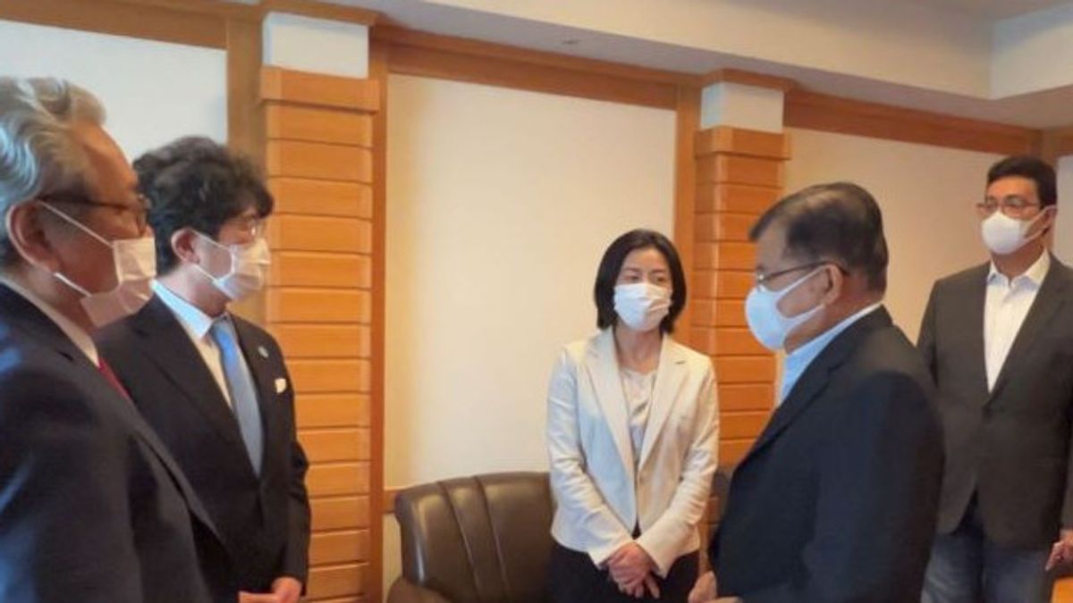 日本の平和活動家がユスフ・カラと出会い、アジアの紛争解決に協力を要請