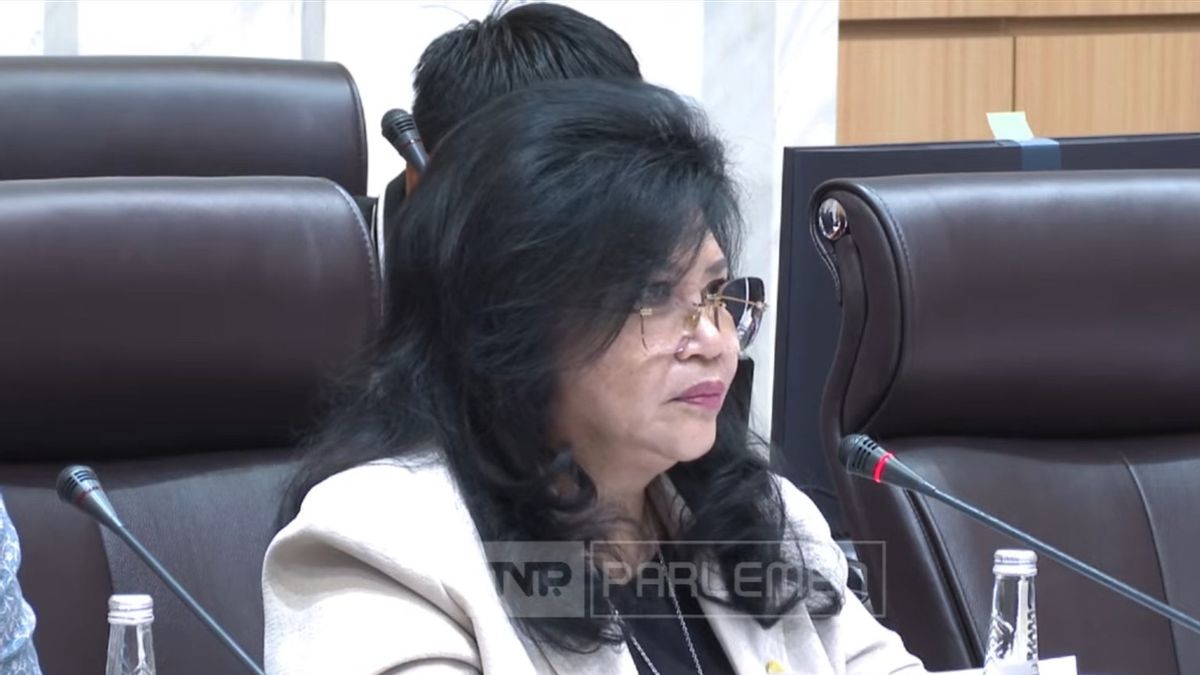 DPR Bentuk Panja Guna Perbaikan Tata Kelola Industri AMDK