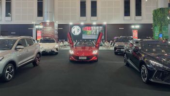IIMSスラバヤ2025のMG、BEV電化車両のラインナップをHEVに持ち込む