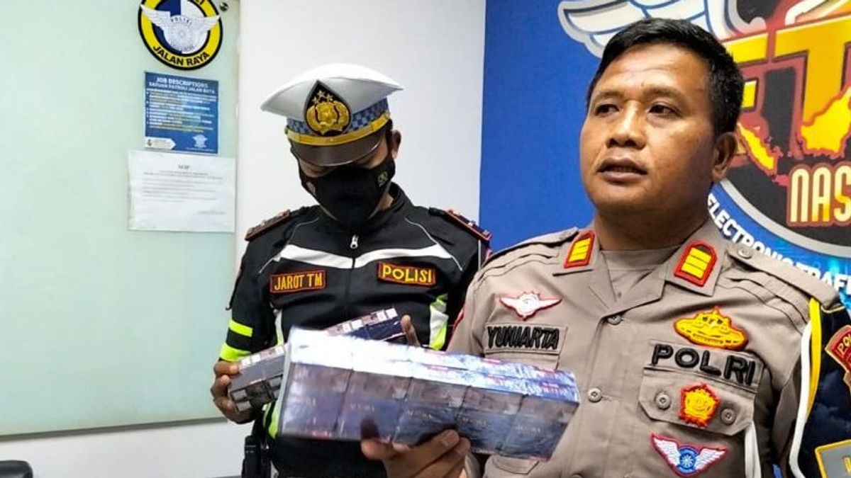 Tim PJR Polda Lampung Sita 2,6 Juta Batang Rokok Ilegal