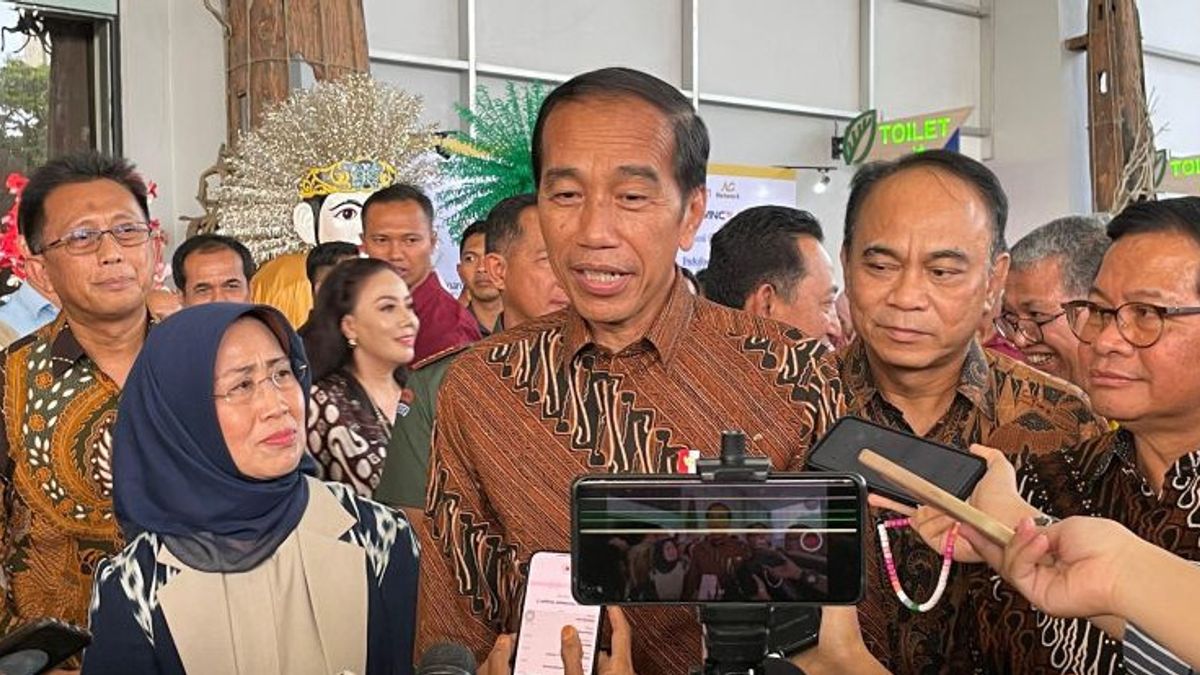 Jokowi à Kominfo: Prioriser les dépenses publicitaires du gouvernement pour les entreprises de presse