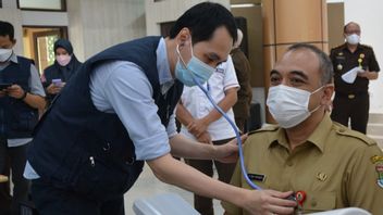 Rappel De Vaccination à Tangerang Regency Enthousiastes Tranquilles, Les Officiers Prévoient De Ramasser La Balle