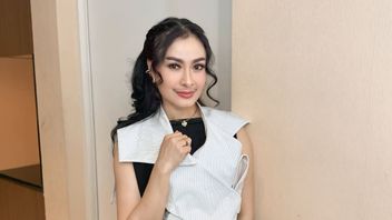 كشفت Iis Dahlia عن آخر فرصة ل Mpok Alpa ، اطلب الإفراج عن Kuteks ليلة الجمعة قبل الوفاة