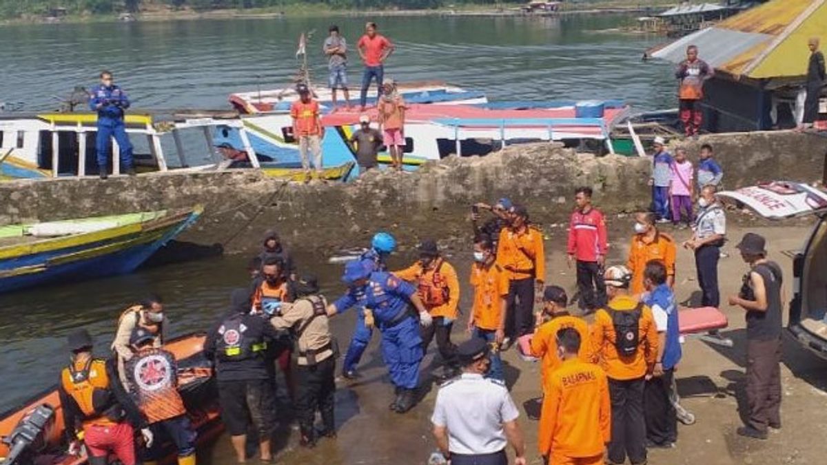 Aceng迷失在Cianjur河中被发现因肿胀而僵硬